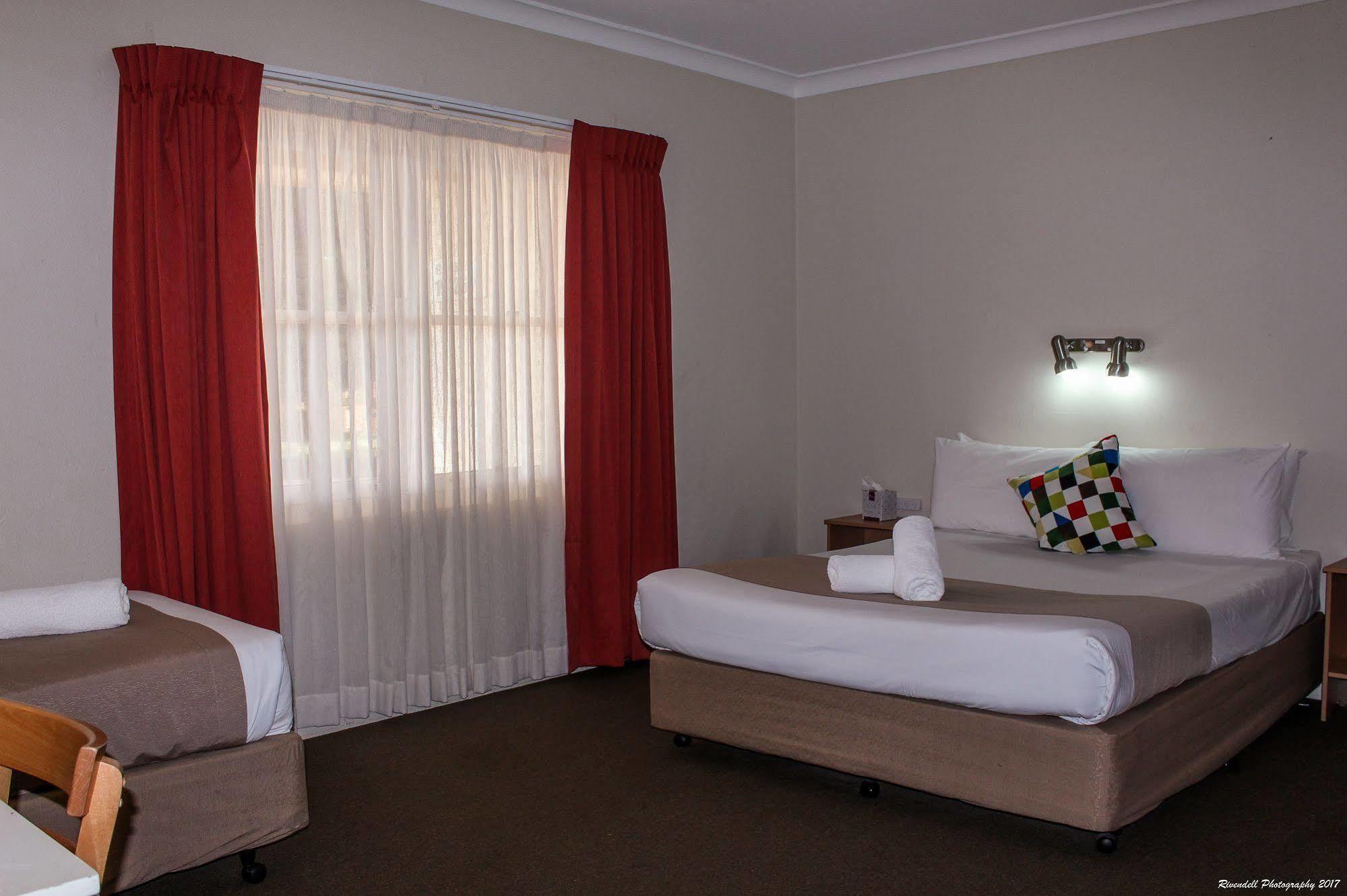 Motel Riverina Leeton Eksteriør billede