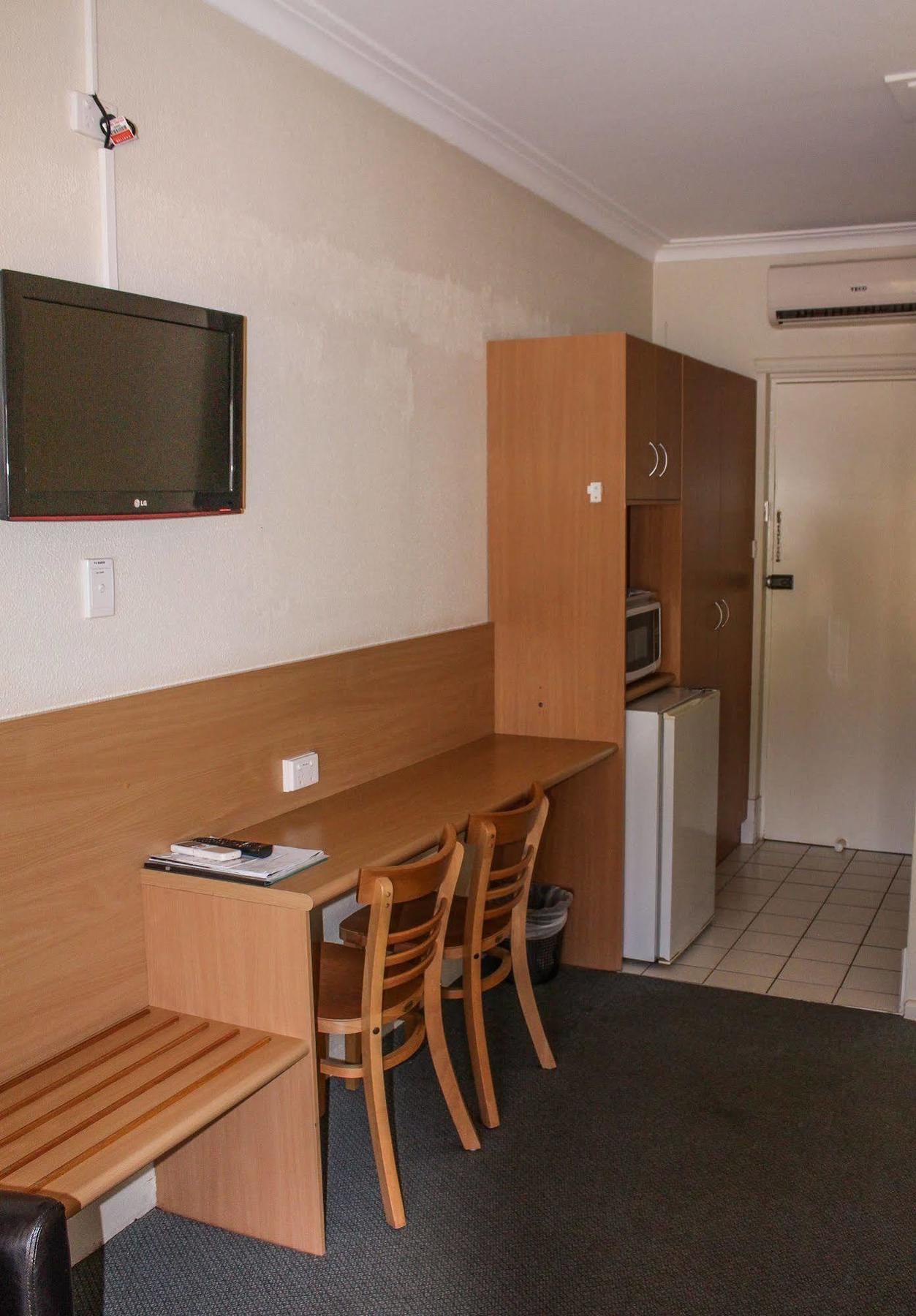 Motel Riverina Leeton Eksteriør billede